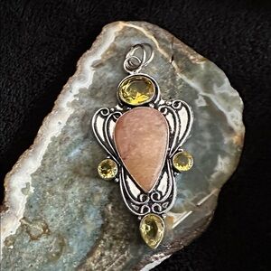 Artisan Silver AVENTURINE and CITRINE Pendant with Peach and yellow Stones #041